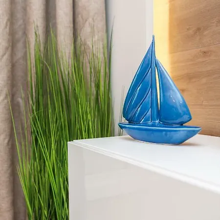 Admiral Blue Apartman - Hostaid Siofok