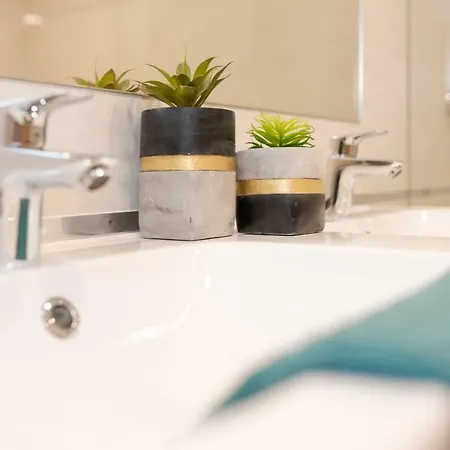 Apartment Admiral Blue Apartman - Hostaid Siofok
