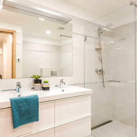 Admiral Blue Apartman - Hostaid * Σίοφοκ