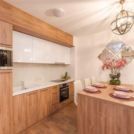 Admiral Blue Apartman - Hostaid Apartment Siofok